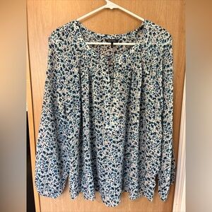 Daisy Fuentes Semi Sheer Floral Blouse- Large